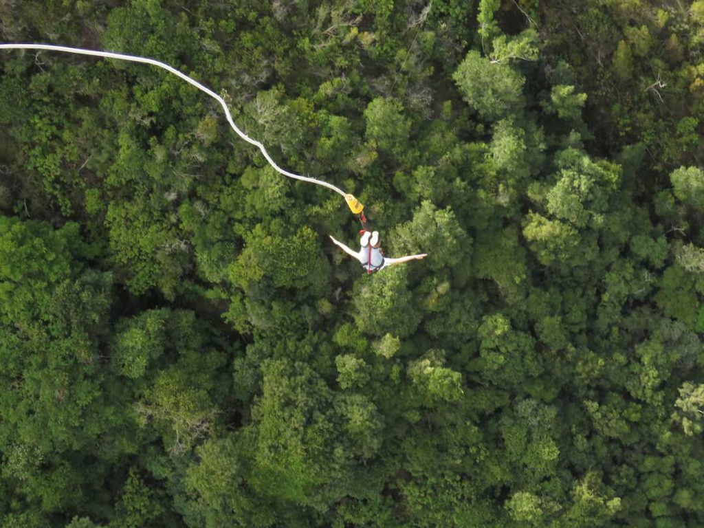 I'M 8 HOURS AHEAD Bucket List: bungee jumping in South Africa