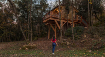 Epic tree houses with hot tub at Cabanyes Entre Valls
